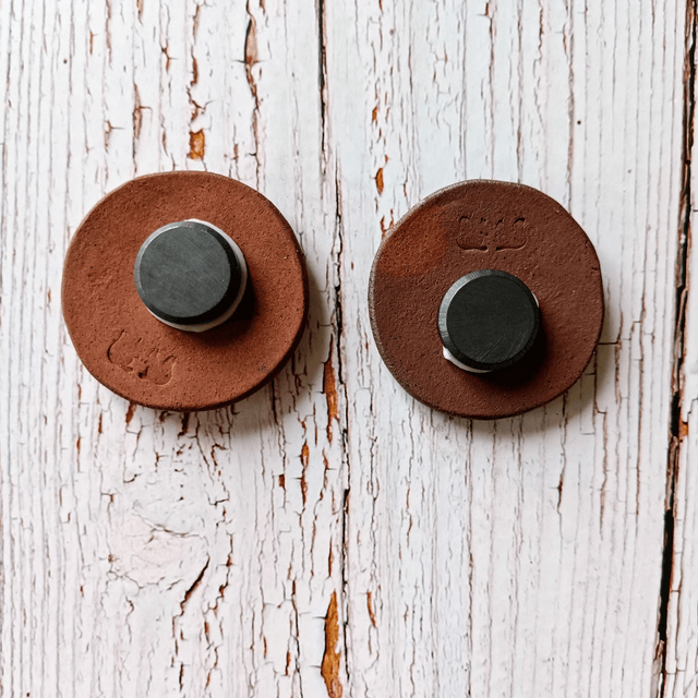 paire de magnets triskeles
